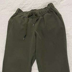Lululemon on the fly